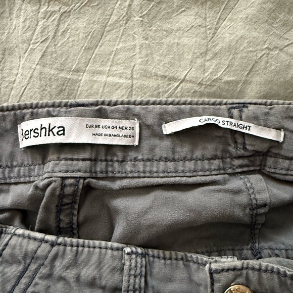 Gray Cargo Pants - Picture 3 of 4